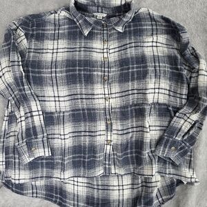 Womens American Eagle Outfitters Navy and White Plaid Shirt Peplum Hem Size Smal